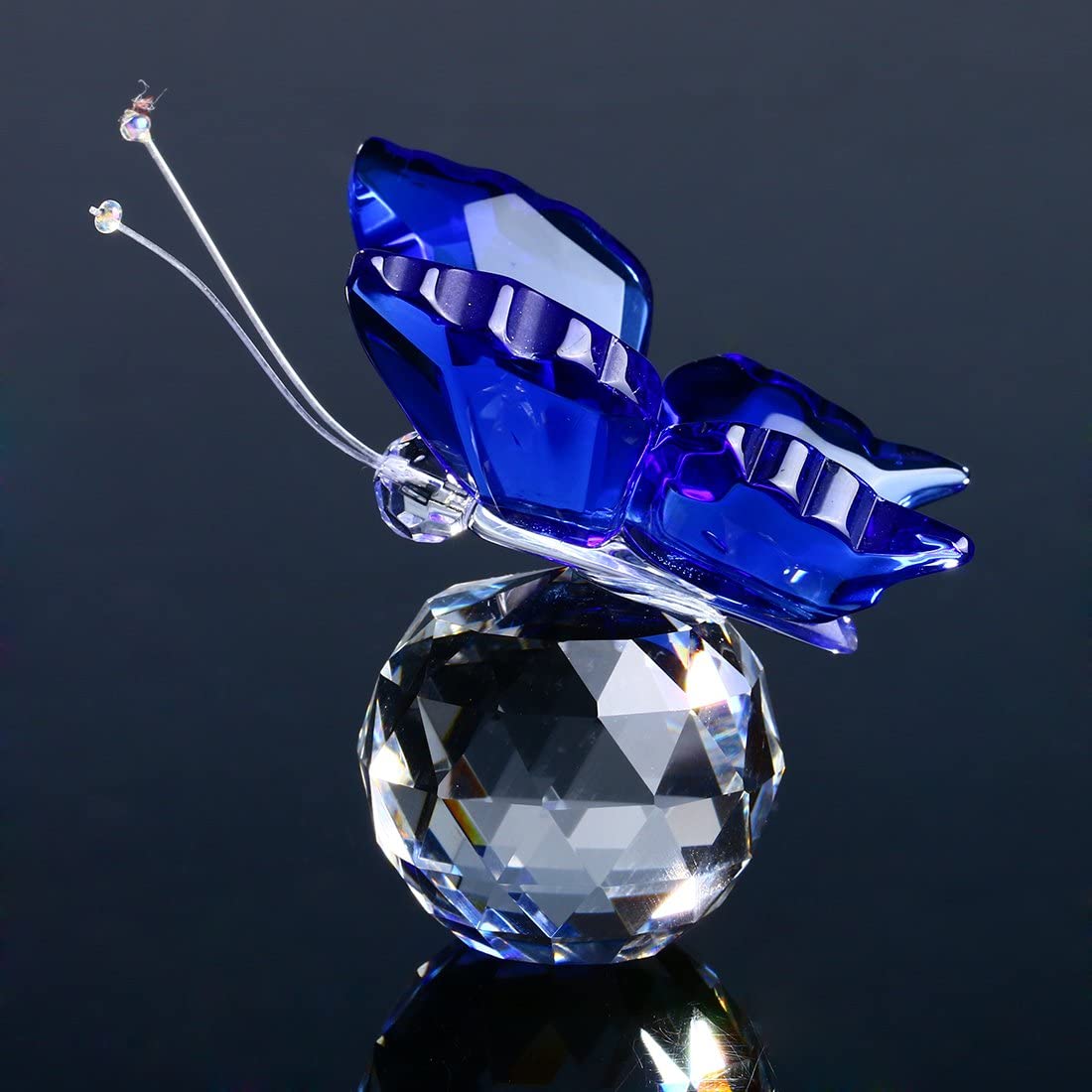 H&D HYALINE & DORA Crystal Flying Butterfly with Crystal Ball Base Figurine Animal Collectible (Blue)