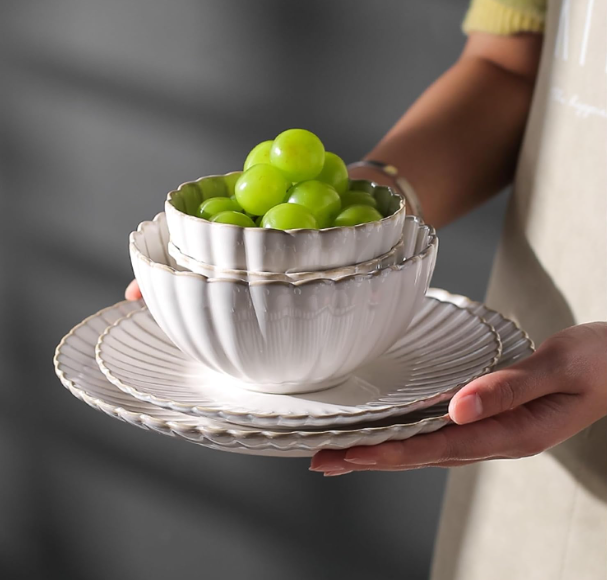 QFkris Premium Crockery Dinnerware Set, Vintage Fluted Rim Stoneware Plates Bowls Serving Trays Complete Set, Elegant Ceramic Tableware Gift for Housewarming Wedding