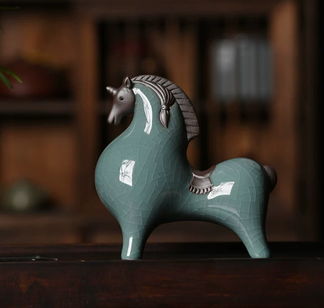KANPURA China ornaments, Ge Kiln Crackle Glaze Ceramic Horse Figurine, Mini Retro Porcelain Unicorn Statue for Tea Table Desktop Home Decor