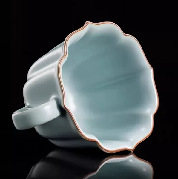 QFkris Premium Crockery Tableware, Handcrafted Petal Shape Celadon Porcelain Cup & Saucer, Elegant Oriental Ceramic Crockery Gift for Tea Lovers