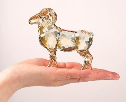 KANPURA Ornaments of crystal, Champagne Crystal Aries Ram Figurine, Multi-Faceted Crystal Sheep Statue, Hand Polished Animal Crystal Ornament for Home Tabletop Display