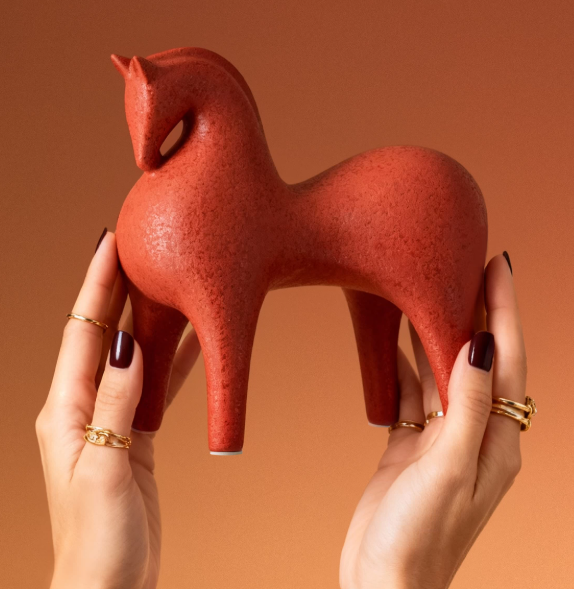 QFkris Works of Art of Terra Cotta, Abstract Red Terra Cotta Horse Statue, Minimalist Ceramic Animal Sculpture, Modern Home Decor Tabletop Art Ornament