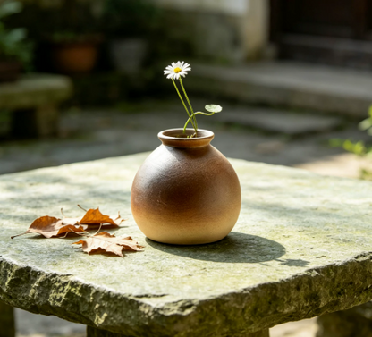 KANPURA Earthenware Works of art, Hand-Thrown Gradient Glaze Mini Clay Vase, Compact Rough Textured Small Earthen Pot for Single Stem Floral Arrangement