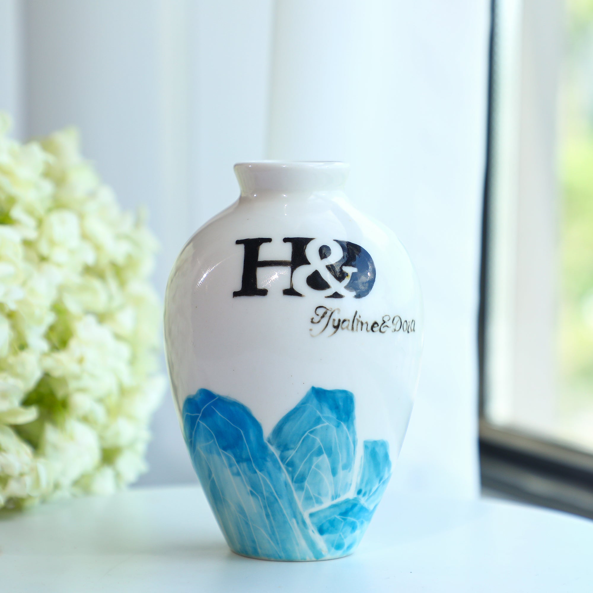 Hand Painted H&D HYALINE & DORA logo Clay Pot for flower Pottery Pot sold  by H&D HYALINE & DORA